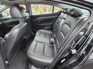 Hyundai ELANTRA 2019 Limited sedán de 4 puertas