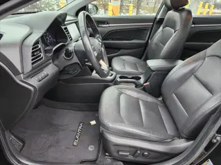 Hyundai ELANTRA 2019 Limited sedán de 4 puertas