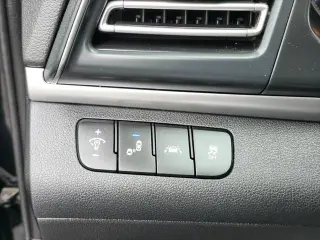 Hyundai ELANTRA 2019 Limited sedán de 4 puertas