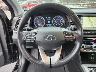 Hyundai ELANTRA 2019 Limited sedán de 4 puertas