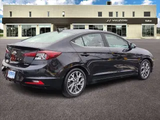 Hyundai ELANTRA 2019 Limited sedán de 4 puertas