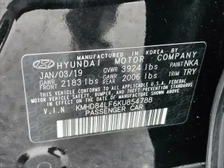 Hyundai ELANTRA 2019 Limited sedán de 4 puertas