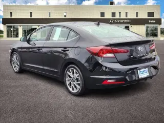 Hyundai ELANTRA 2019 Limited sedán de 4 puertas