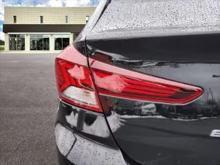 Hyundai ELANTRA 2019 Limited sedán de 4 puertas