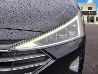 Hyundai ELANTRA 2019 Limited sedán de 4 puertas