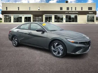 Hyundai ELANTRA 2025 SEL Sport 4 puertas Sedan
