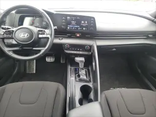 Hyundai ELANTRA 2025 SEL Sport 4 puertas Sedan