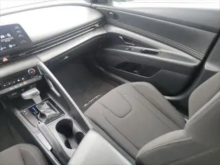 Hyundai ELANTRA 2025 SEL Sport 4 puertas Sedan
