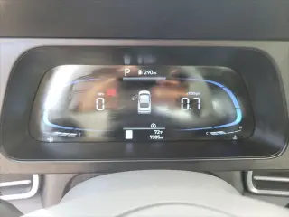 Hyundai ELANTRA 2025 SE Sedán de 4 puertas
