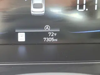 Hyundai ELANTRA 2025 SE Sedán de 4 puertas