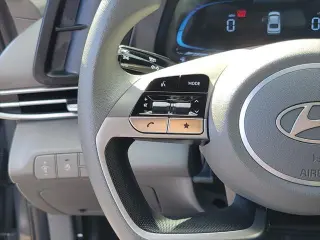 Hyundai ELANTRA 2025 SE Sedán de 4 puertas