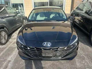 Hyundai ELANTRA Híbrido 2023 Limited Sedán de 4 puertas