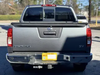 2017 Nissan Frontier SV
