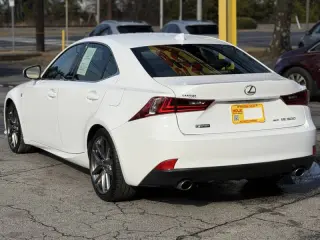 2016 Lexus IS 300
