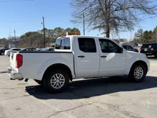 2015 Nissan Frontier SV