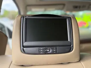 2013 Nissan Armada Platinum