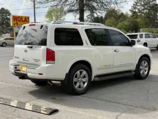 2013 Nissan Armada Platinum