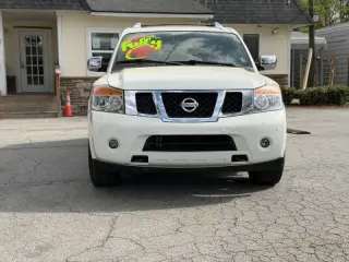 2013 Nissan Armada Platinum