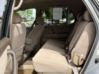 2002 Toyota Sequoia SR5