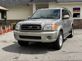2002 Toyota Sequoia SR5