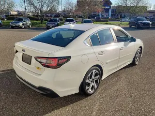 Subaru Legacy 2021 AWD Limited 4dr Sedan