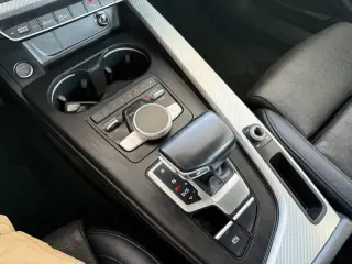 2017 Audi A4 2.0T quattro Premium Plus