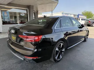 2017 Audi A4 2.0T quattro Premium Plus