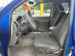 2015 Nissan Frontier Desert Runner