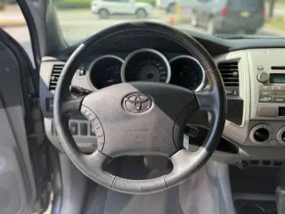 2010 Toyota Tacoma PreRunner V6