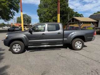 2010 Toyota Tacoma PreRunner V6