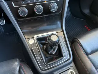 2015 Volkswagen Golf GTI SE