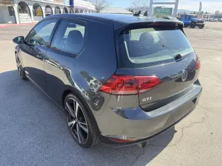 2015 Volkswagen Golf GTI SE
