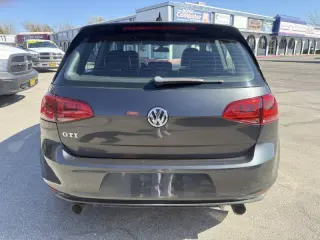 2015 Volkswagen Golf GTI SE