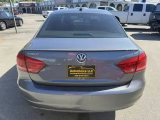 2013 Volkswagen Passat SE PZEV