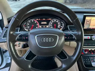 2016 Audi A8 L 4.0T quattro Sport