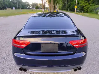2010 Audi S5 4.2 quattro Prestige