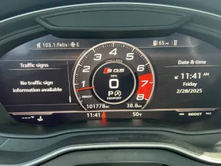 2018 Audi SQ5 3.0T quattro Premium Plus