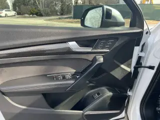 2018 Audi SQ5 3.0T quattro Premium Plus