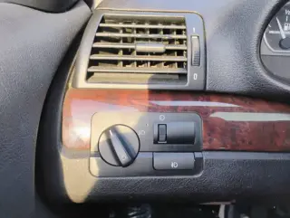 2005 BMW 3 Series 330xi
