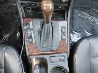 2005 BMW 3 Series 330xi