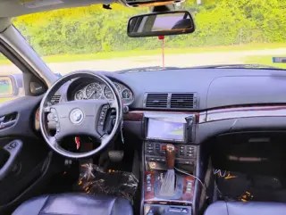 2005 BMW 3 Series 330xi