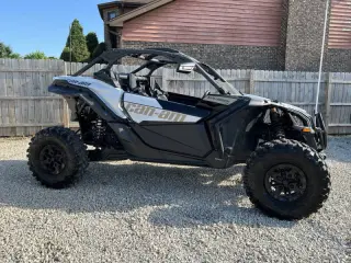 2024 Can-Am MAVERICK X3 RS
