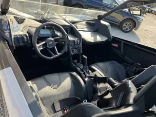 2024 Can-Am MAVERICK X3 RS