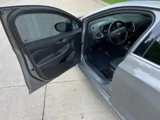 2017 Chevrolet Cruze Premier Auto