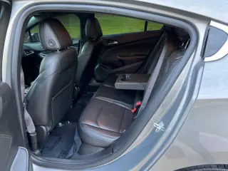 2017 Chevrolet Cruze Premier Auto