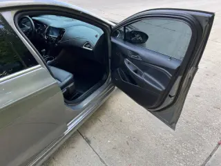 2017 Chevrolet Cruze Premier Auto