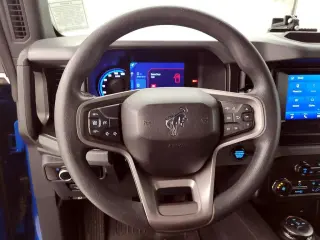 Ford Bronco 2023 4x4 Base 2dr SUV