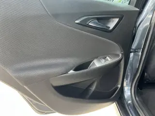 2021 Chevrolet Malibu RS