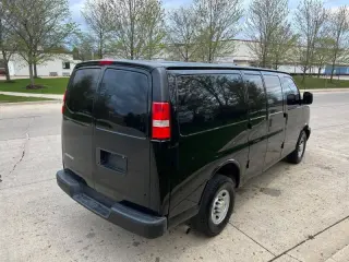 2017 Chevrolet Express 2500