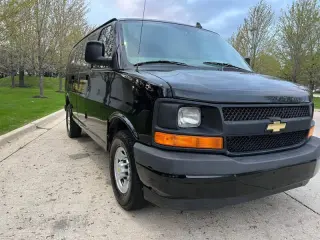 2017 Chevrolet Express 2500